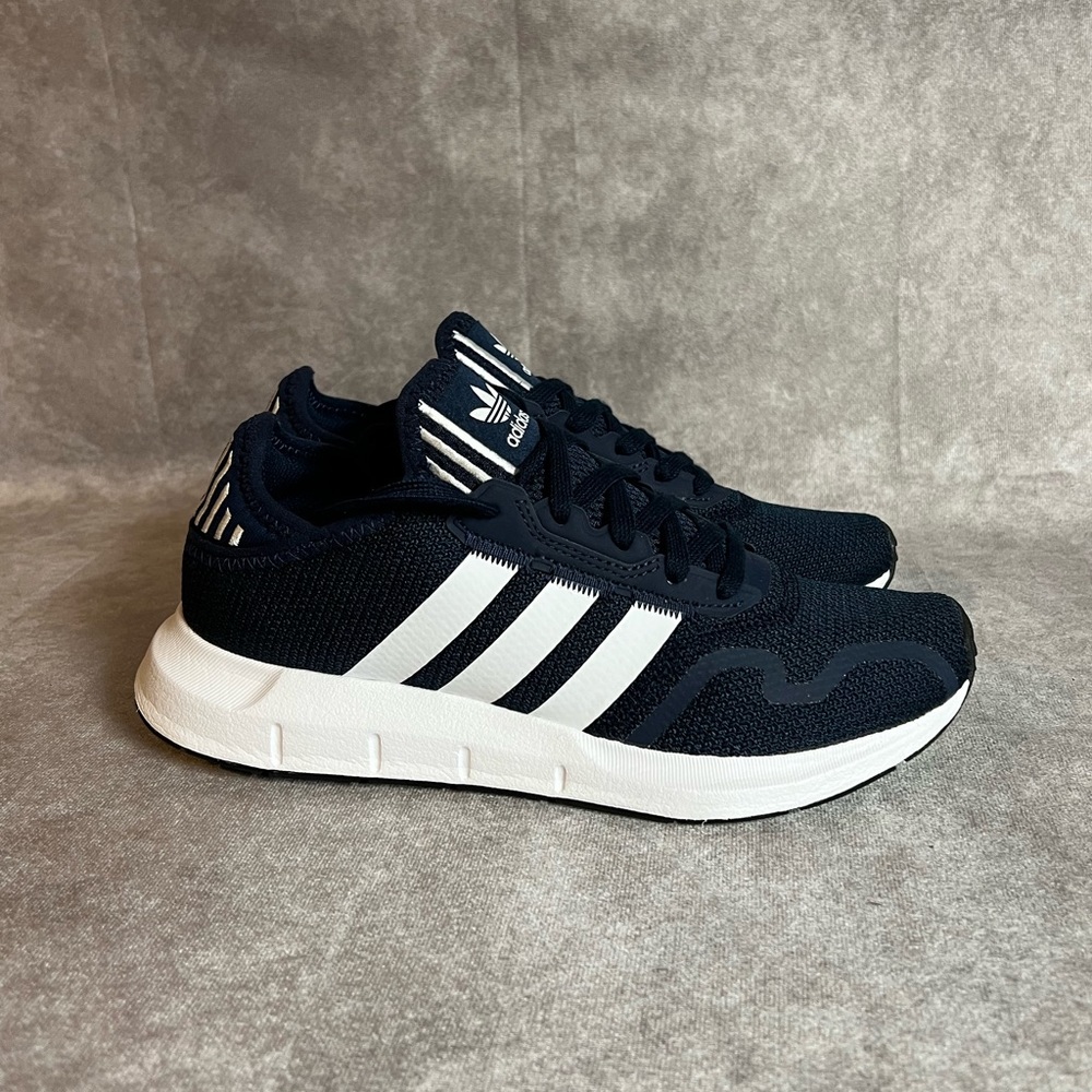 ADIDAS Men's Navy Blue & White Running Sneakers